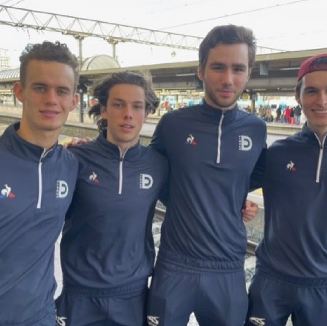 FFSportU's tweet photo. 👏🎾🎓 Felicitations à @lucavanassche, étudiant en mathématiques à l’@Paris_Dauphine et licencié à la #FFSU !

👉 https://t.co/0ibtqKR1NE

📸 @DAUPHINE_SPORTS 

#FFSU 
#SportUniversitaire 
#DoubleProjet  
@FFTennis 
@WeAreTennisFR 
@lecoqsportif https://t.co/gGKbA7RYmx