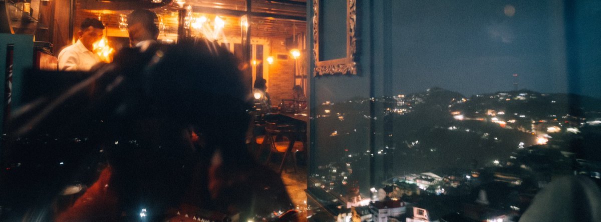 18 April 2023, Mall Road, Shimla 
.
.
#fujifilm_xseries #fuji #fujixt4 #viltrox