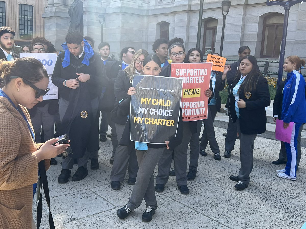 ImagineInvent's tweet photo. @PhillyCharters @ParadigmSchools #fairness4charters https://t.co/NMBmg2CsXU
