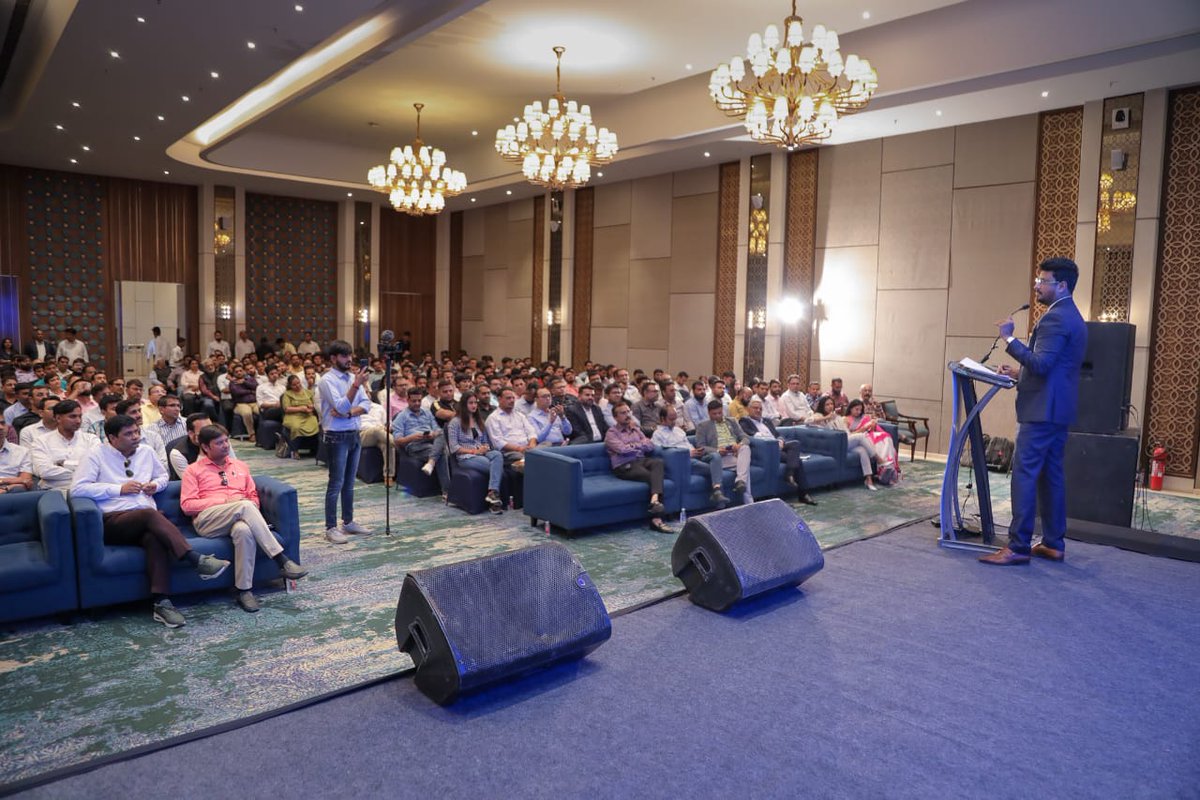 jaxayshah's tweet image. Ahmedabad and Gandhinagar are dreaming big. With key projects like bullet trains, express highways, special investment regions, metros, and many other social infrastructures, Ahmedabad is going to be the Mega city of the future. I am happy to present the Ahmedabad Vision 2040 at…