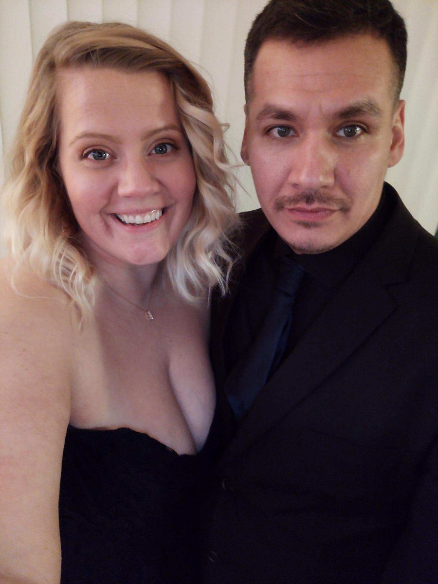 MzChelsiDee's tweet photo. Y'all, my angel boyfriend @zenzibot is TWO YEARS CLEAN TODAY! He deserves high praise today. I'm so proud of you, boo! #RecoveryPosse #CleanTime https://t.co/Zyq41LbIrZ