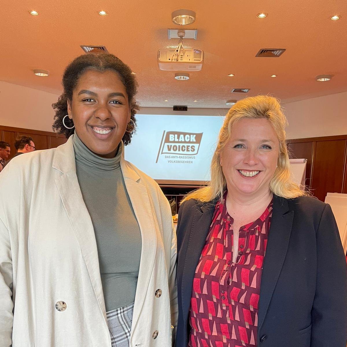 Today we welcomed Noomi Anyanwu <a href="/BlackVoicesVB/">Black Voices AT</a> to the embassy for a talk on the important work of Black Voices Austria. Danke Noomi!

Find out more about the work of Black Voices: blackvoices.at
