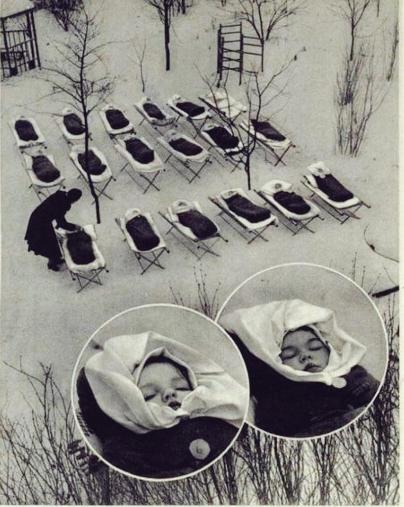 Hana_b30's tweet photo. Babies left to sleep outside, enforcing immune sistem, Moscow 1958. https://t.co/UBezBwueKf