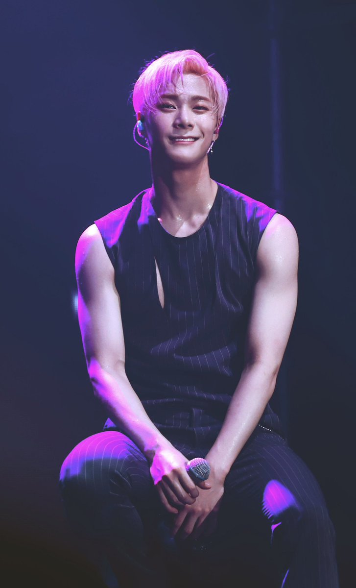 OhMariyam's tweet photo. Rest in peace Moonbin ♡ https://t.co/Ef6WNKqUY3
