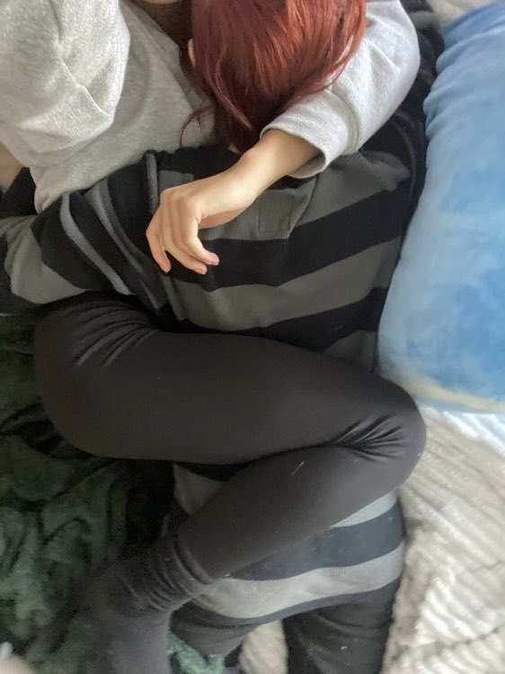 aekishibe's tweet photo. 🕸️⟩

             の  ⁎   ݁ ˖  ﹫𝘬𝘪𝘴𝘩𝘪𝘣𝘦 ꜜ𝙐𝙋𝘿𝘼𝙏𝙀 ៸៸
      📍rophen’s house. 

   ⠀      ⧽wakey wakey my fluffy bear.

͏ᓚᘏᗢ  #rophen https://t.co/t9Lb7z6Jf1