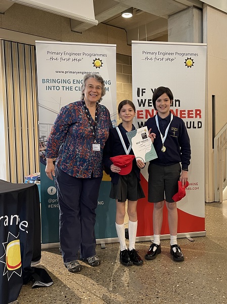 LDSMhead's tweet photo. Congratulations to all of our Year 5 pupils who took part in the Primary Engineering Competition KS2 at Kingston University. And a special well done to thesee pupils - Winner Engineer Level 1 and Winner Best Themed Engineer Level 1 @primaryengineer https://t.co/c9WEwoX3Sq