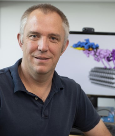 J_Cell_Sci's tweet photo. @Official_BSCB #HookeMedal winner Andrew Carter shared his research on cargo transport by dynein/dynactin at the #DynamicCellV #BiochemEvent. You can find out more about Andrewโs research and his career in his interview with @DR_DanRoutledge:
https://t.co/JYH9ZqriCM https://t.co/MxhSRAtJ1k