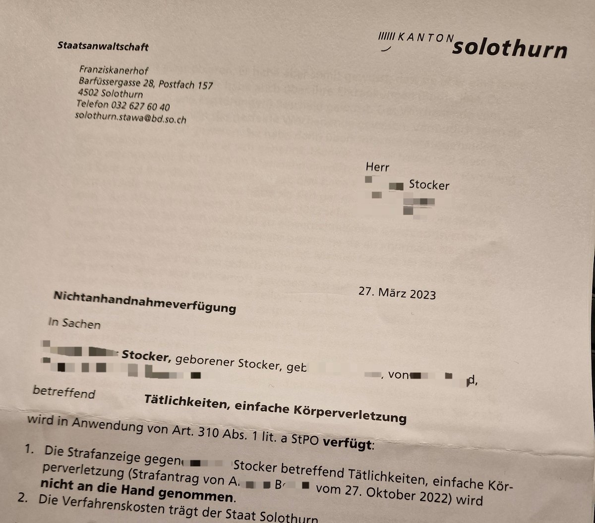 Peter_M_Stocker's tweet photo. Es gibt doch noch sowas wie Gerechtigkeit🙏☝🏻die #StaWa Solothurn hat erkannt das; " Frau A. Die Anzeige als Druckmittel zum Zwecke des Kontakterhalltes und der Schädigung des Beschuldigten getätigt hat". Ebenfalls erwägt die #StaWa ein Strafverfahren gegen die #Stalkerin 🙏😘😘 https://t.co/fCeZ7mEVBp