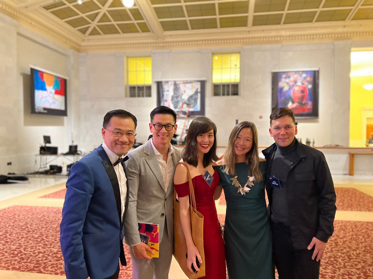 Karen Tay tweet media