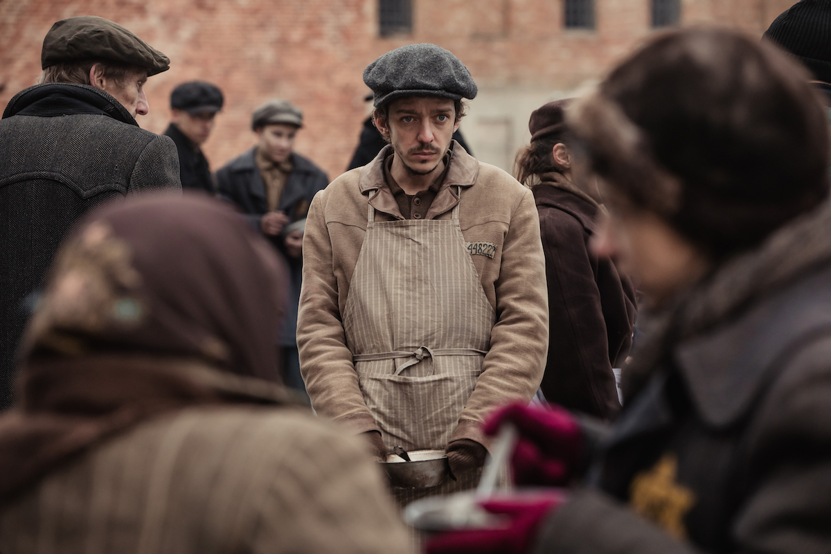 VIMOOZ's tweet photo. Belarusian World War II drama PERSIAN LESSONS by Vadim Perelman sets US release date | #PersianLessons Trailer
https://t.co/Jg31h2pZEx https://t.co/DHbDYtgtuE