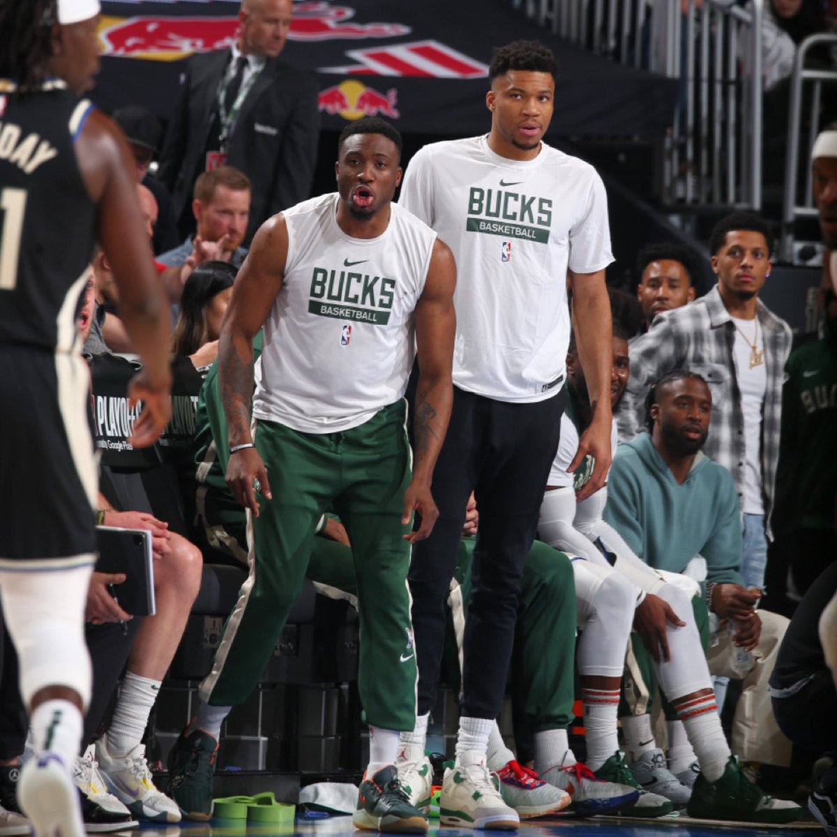 POV: Me and my best friend 👀

Tag your best friend and write what you say to each other 👇

#antetokounbros #antetokounmpo #nba #bucks #brothers #bff