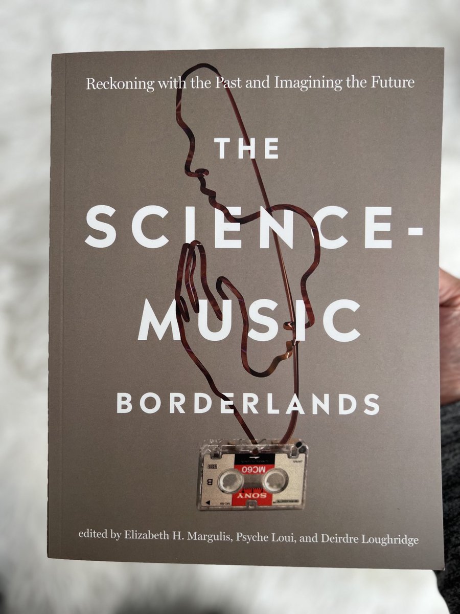 Here it is in its 3D paperback glory. 19 chapters, 4 sections, 3 interludes, and many editorials sprinkled with tough love, sage advice, thought-provoking commentary, and witty repartees on all things #musicscience w/ dream team ⁦@LisaMargulis⁩ ⁦@ladyloughridge⁩