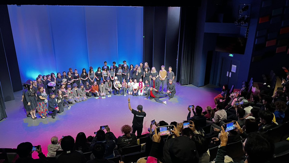ludivinelegal's tweet photo. Such a busy and inspiring week @WAB_LIVE . #WABX dinner, Cultural Forum, Student led conference, Choir and Dance Showcase, last week of G12โฆ #WABisBack https://t.co/TX3KU0CRMS