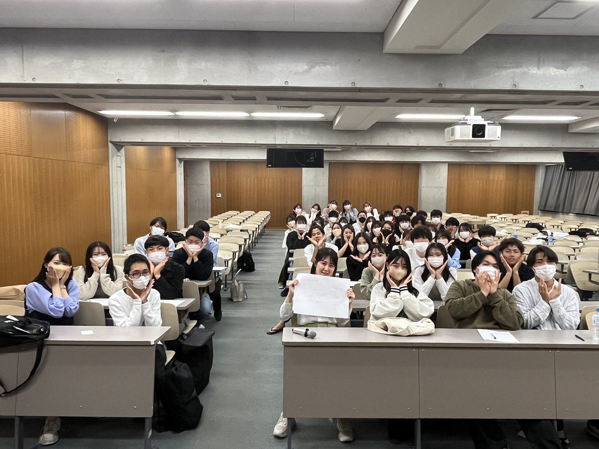 RootSeikei2020's tweet photo. 【4/19新歓】
今回は、防災に関する話し合いを行いました。予測のできない災害に備えて、対策を事前にする必要がある、と改めて実感できました。
また、次の活動は5/9(火)です!📍
みなさんの入部を心からお待ちしております!🙌
#春から成蹊
#成蹊大学ボランティア団体
#ボランティア
#RootSeikei https://t.co/mLSMs84gec