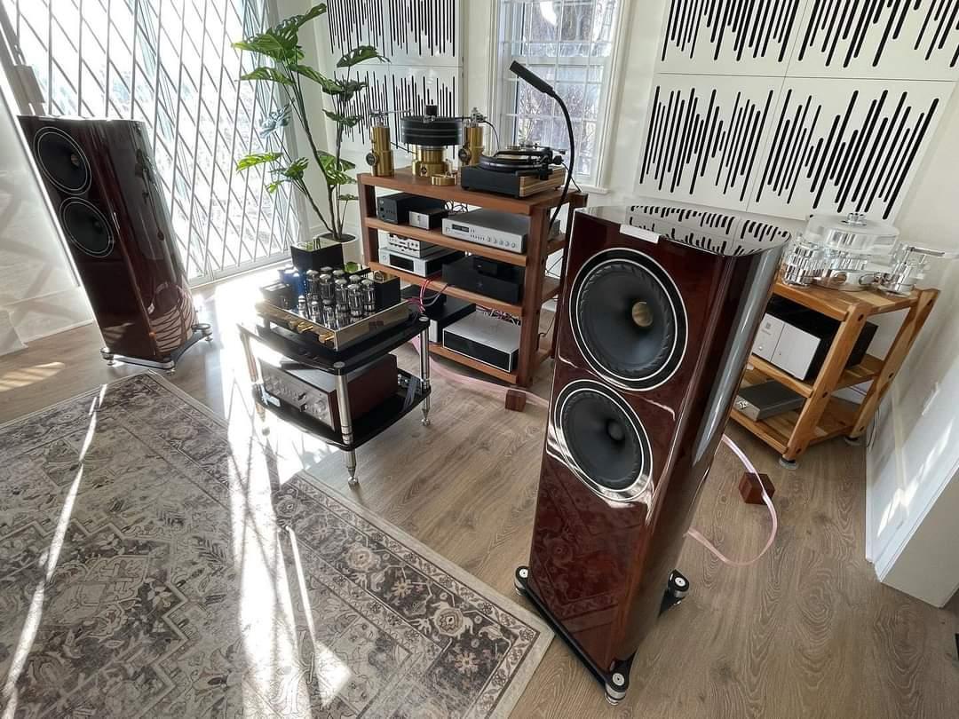 #FyneAudio + #Jadis + #Luxman + #Kuzma .... 

— Bernard Žvokelj (@Berny2876) Apr 20, 2023