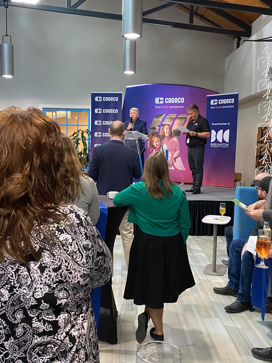 Hansika_G's tweet photo. Thank you @burlingtoncofc for last night’s New Member Reception and Business After 5 session. So happy to get to represent the @redcrosscanada on the Chamber and get to connect with so many local leaders through your amazing networking events! https://t.co/5YP2lXc9MN