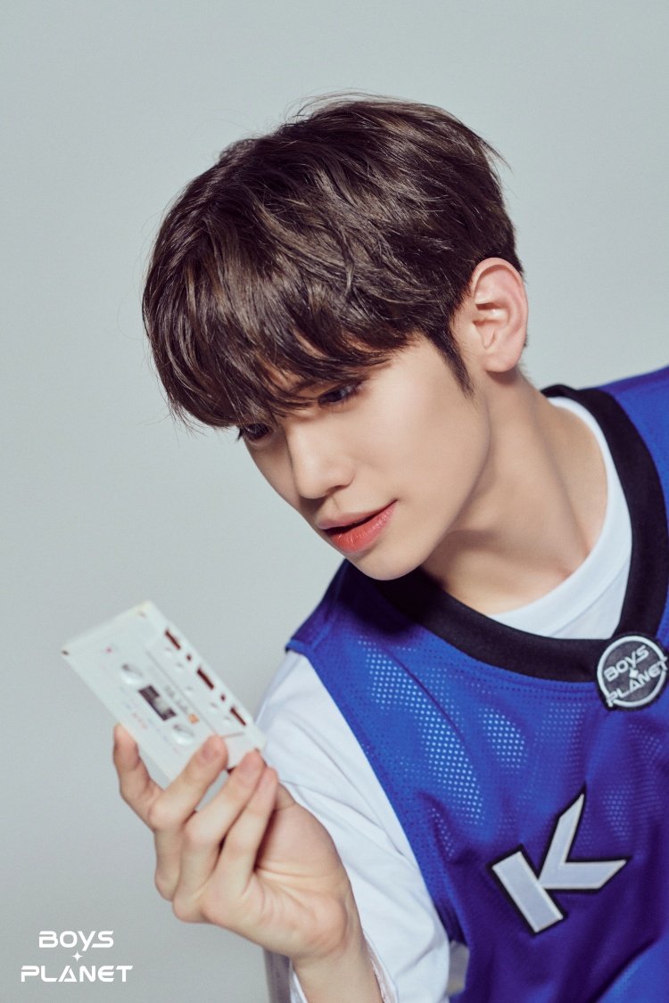 zerobaseonebr's tweet photo. Kim Taerae é anunciado como membro final do ZB1, ele ficou na 6ª posição!

#BOYSPLANET #보이즈플래닛 #ZB1 #ZEROBASEONE https://t.co/uYkxfC1oD3
