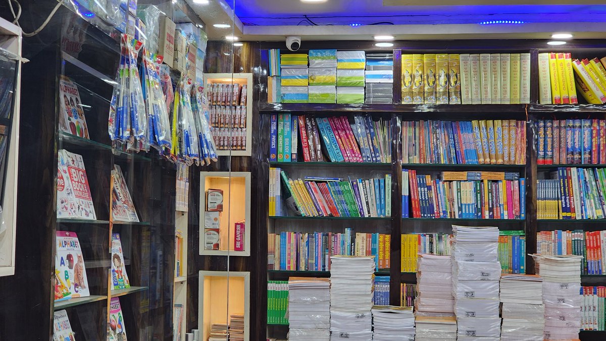mrbarik911's tweet photo. Can't believe a #book_store can be so well maintained that too in a dusty area. This shop just pulled me off the road. Overwhemed to see such a #BookLover, its owner. https://t.co/hySLskYabd