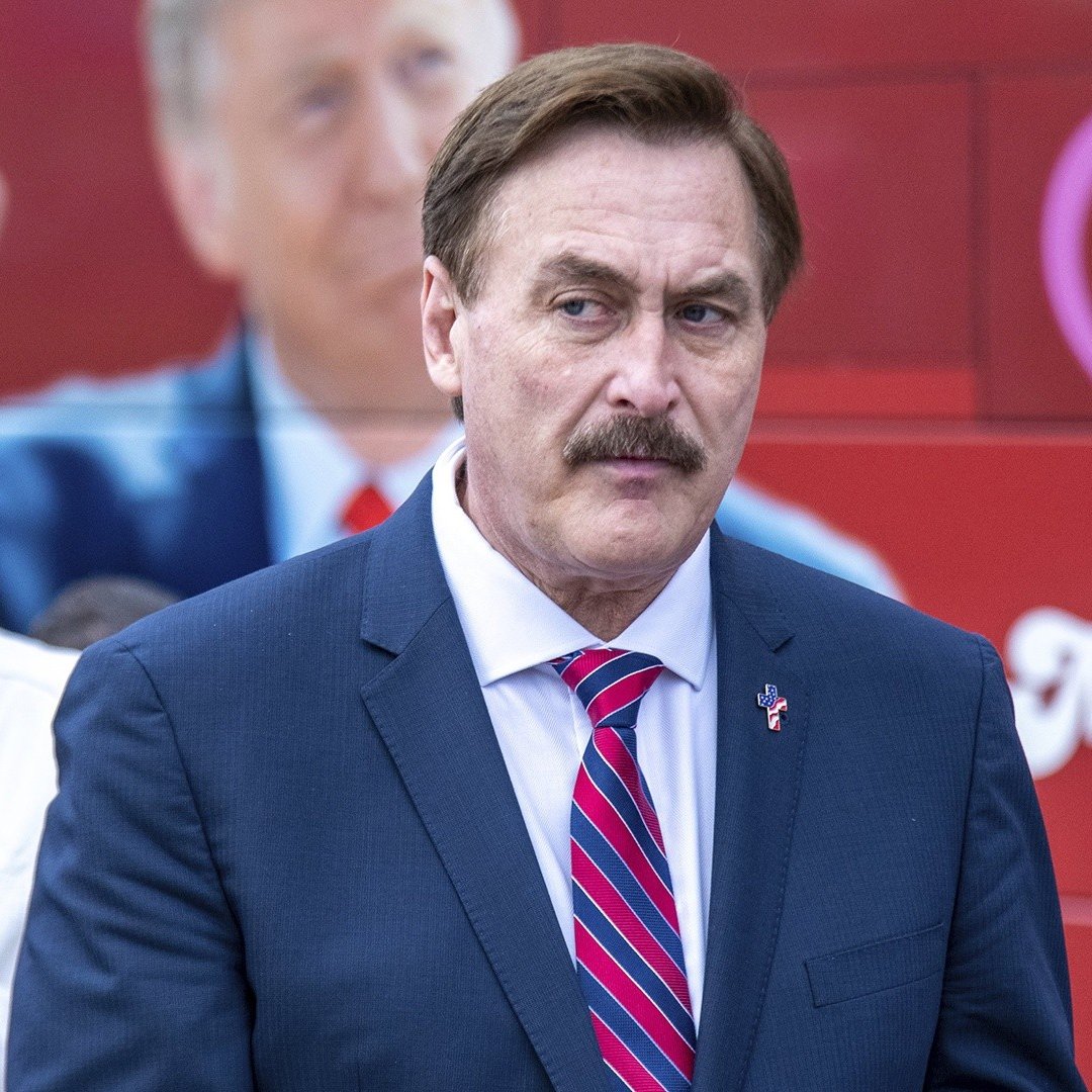 BREAKING: MyPillow CEO and big election lie promoter Mike Lindell has been ordered by an arbitration panel to fork over $5 million dollars after challenging anyone who could prove his claims wrong, and then being proven wrong.

Robert Zeidman is trump-supporting computer