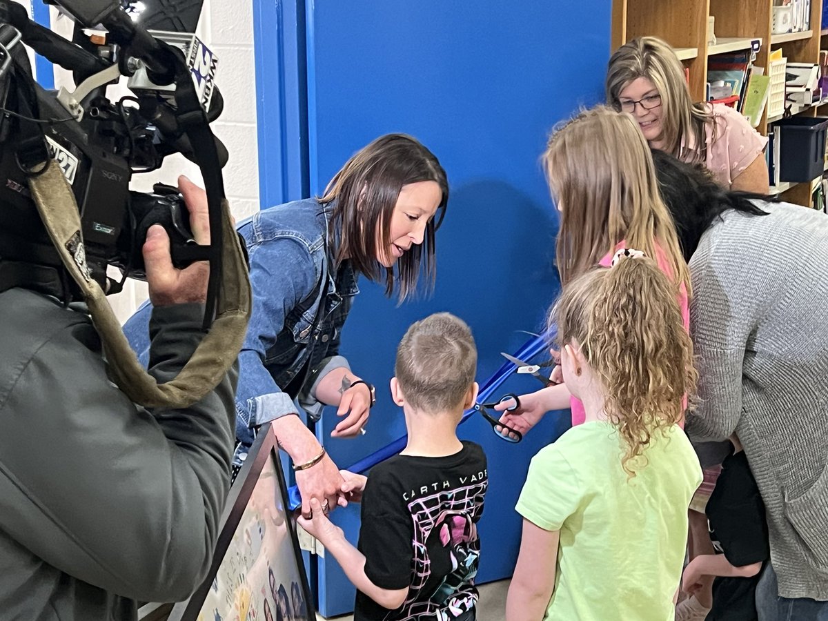 hockenberry52's tweet photo. The “McKinley Sensory Room” officially opens as our kiddos cut the ribbon today. Special thanks to the MLO BROS and all of our donors for their incredible dedication and effort to raise over $14,000 in less than two months! #SurroundedBySupport https://t.co/zgDDfVtreJ