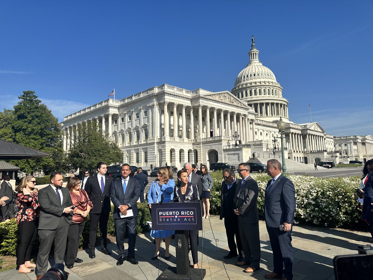 NydiaVelazquez's tweet photo. Today we reintroduced the Puerto Rico Status Act.

Congress has a moral &amp; legal obligation to change the unsustainable, unfair, &amp; undignified status quo.

Republicans must give this bill hearings &amp; a floor vote or else they will continue to trap PR in its current colonial state. https://t.co/tZZWF1mk0l