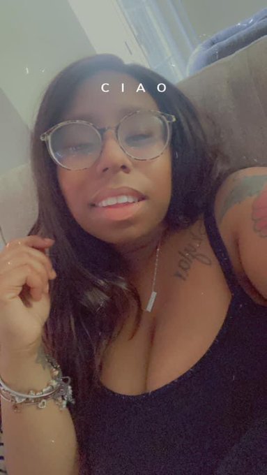 If everyone sent me $1 Cashapp I'd have almost $22,000 so with that being said   $Empressonyae is my