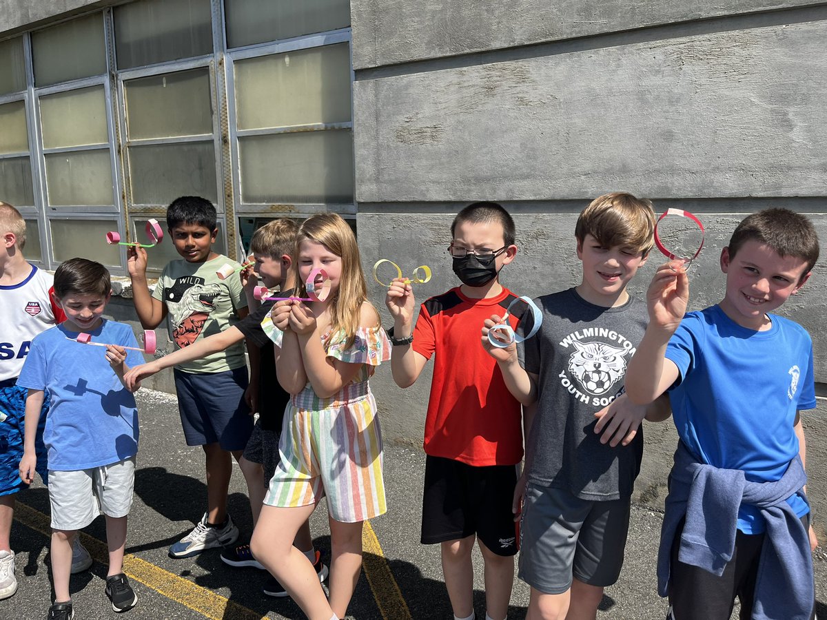 sheehan_kerry's tweet photo. STEM activity fun…A2 minds at work #WTAspirit #WPSspirit https://t.co/WdmKdmFSbd