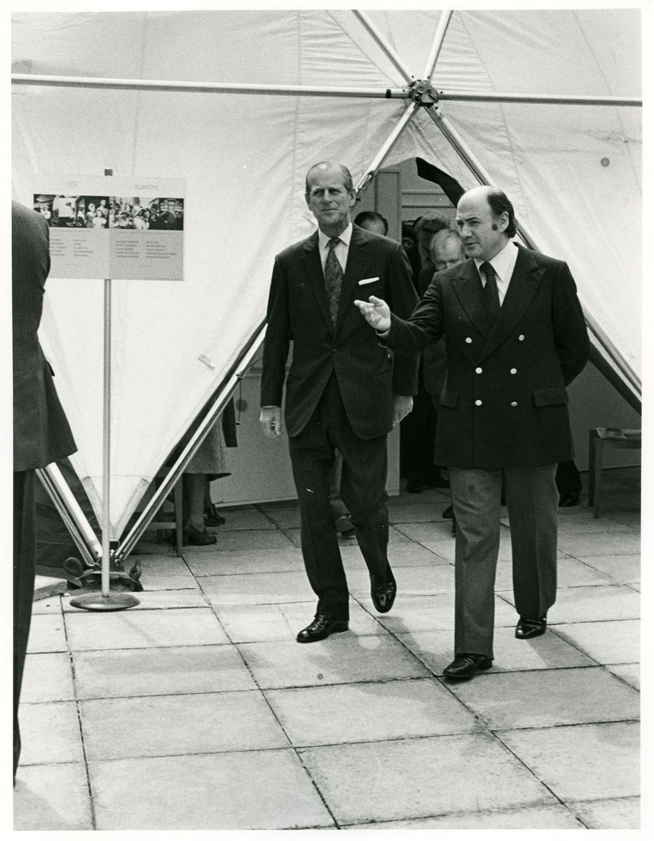 We are incredibly saddened to hear of the passing of Salford artist Harold Riley. Harold received an honorary degree from <a href="/SalfordUni/">University of Salford</a> in 1977. He seen here with Prince Philip at an art exhibition at Salford in 1980.

Our condolences to all Harold’s family and friends.