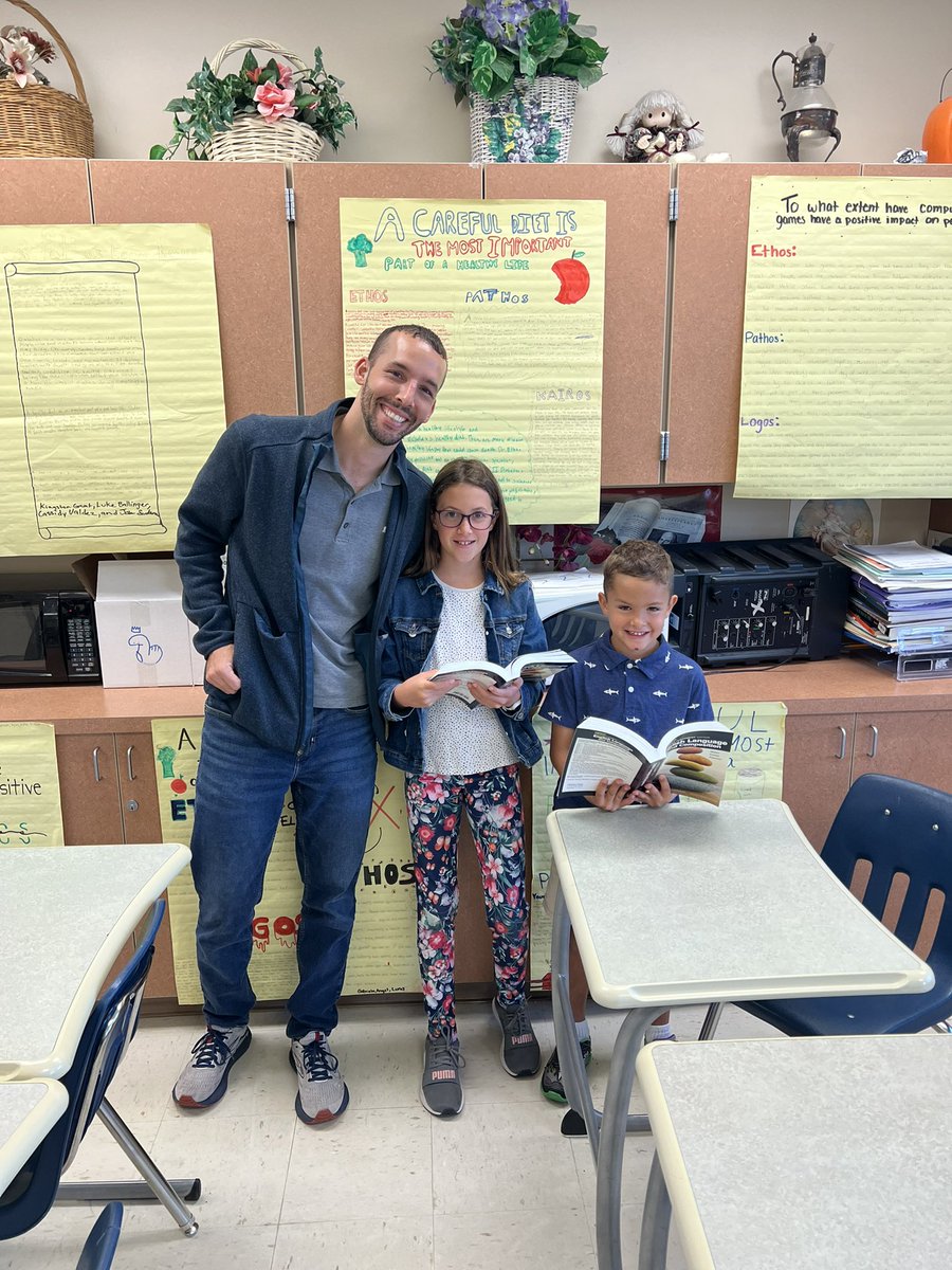 #bringyourchildtoworkday has been fun with our little Bobcats! 💙💛🐾 Thank you for making today fun 👏🏻@pbcsd @SommerPBCSD @licatap @SLLpbc @SafeSchools_PBC #family #school #bocaraton