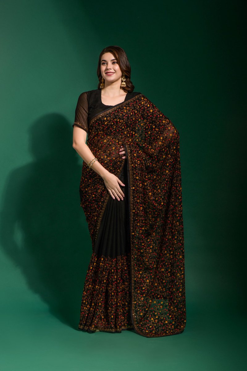 Dialnfashion's tweet photo. Attrective Look These Saree in Fine Colored.These Saree And Blouse is Georgette Fabricated.Its Beautified With Heavy Thread,Sequance Embroidery Work With Diamond Work.

For Price : https://t.co/xqe5YHSzz2

#Fashion #Wedding #festival #birthday #annyworsory #USA #UK #Australia https://t.co/EQtYkdocLN