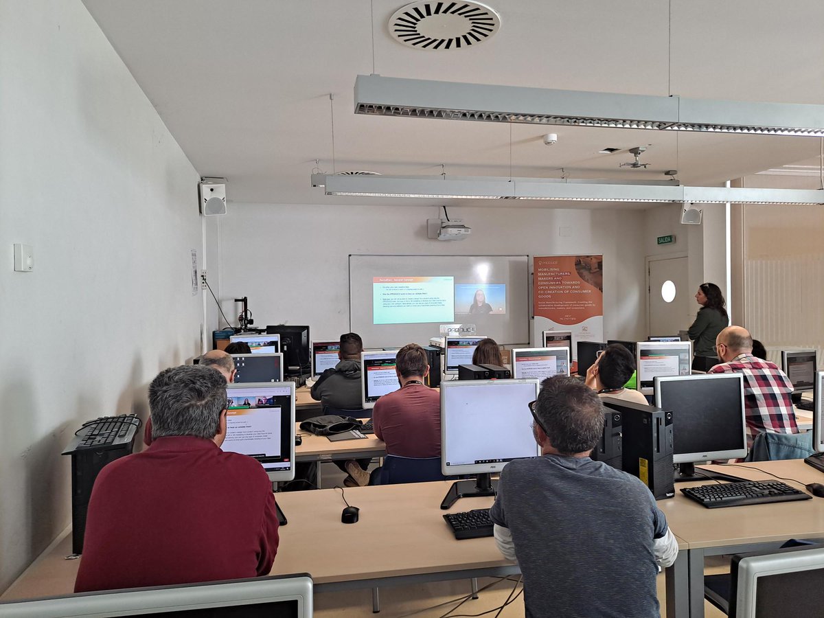 iPRODUCE_EU's tweet photo. The @iPRODUCE_EU Hackathon activities at the 🇪🇸 Spanish cMDF went very well during this first day!

All the teams worked on their ideas and tested the OpIS Platform Tools. Great job everyone! 🙌

#iPRODUCE #hackathon #creativity #Innovation #Spain https://t.co/rzg875x0ek