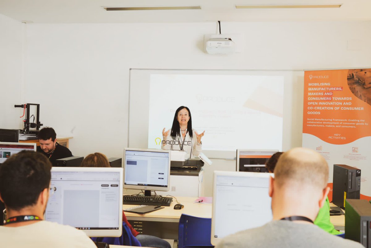 iPRODUCE_EU's tweet photo. The @iPRODUCE_EU Hackathon activities at the 🇪🇸 Spanish cMDF went very well during this first day!

All the teams worked on their ideas and tested the OpIS Platform Tools. Great job everyone! 🙌

#iPRODUCE #hackathon #creativity #Innovation #Spain https://t.co/rzg875x0ek