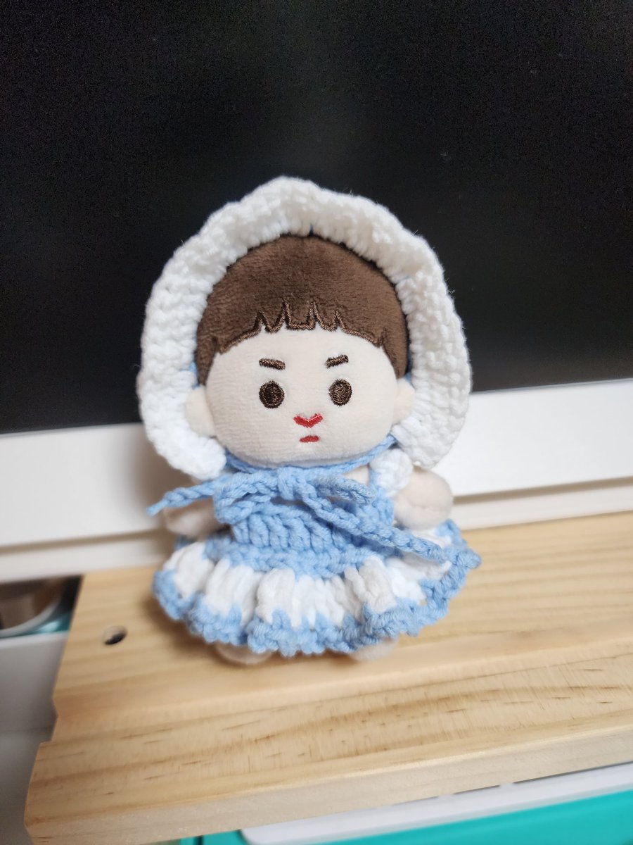 <a href="/bebebly2/">베베블리</a> 후기이벤트 당첨되서 받은 쪼꼬옷 쪼꼬셍한테 너무 잘 어울려요!!!! 아 이 옷 진짜 치명+귀여움인데요????옷입히면서 이 늦은시간에 여러번 소리지를뻔 하다가 참았어요 ㅋㅋㅋㅋㅋㅋㅋ 이벤트 열어주셔서 감사합니다👍😊