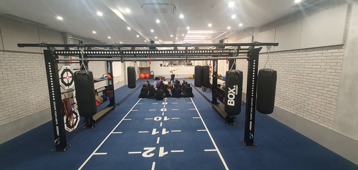 #ThrowbackThursday to last term, when we took a Yr11 class to experience a new state of the art fitness suite in one of our fellow CoL schools. The students worked really hard!  👏