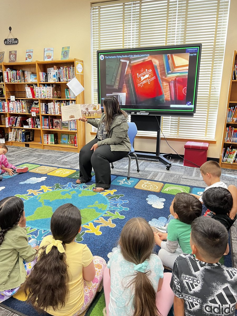 GoliadGrizzlyLibrary tweet media