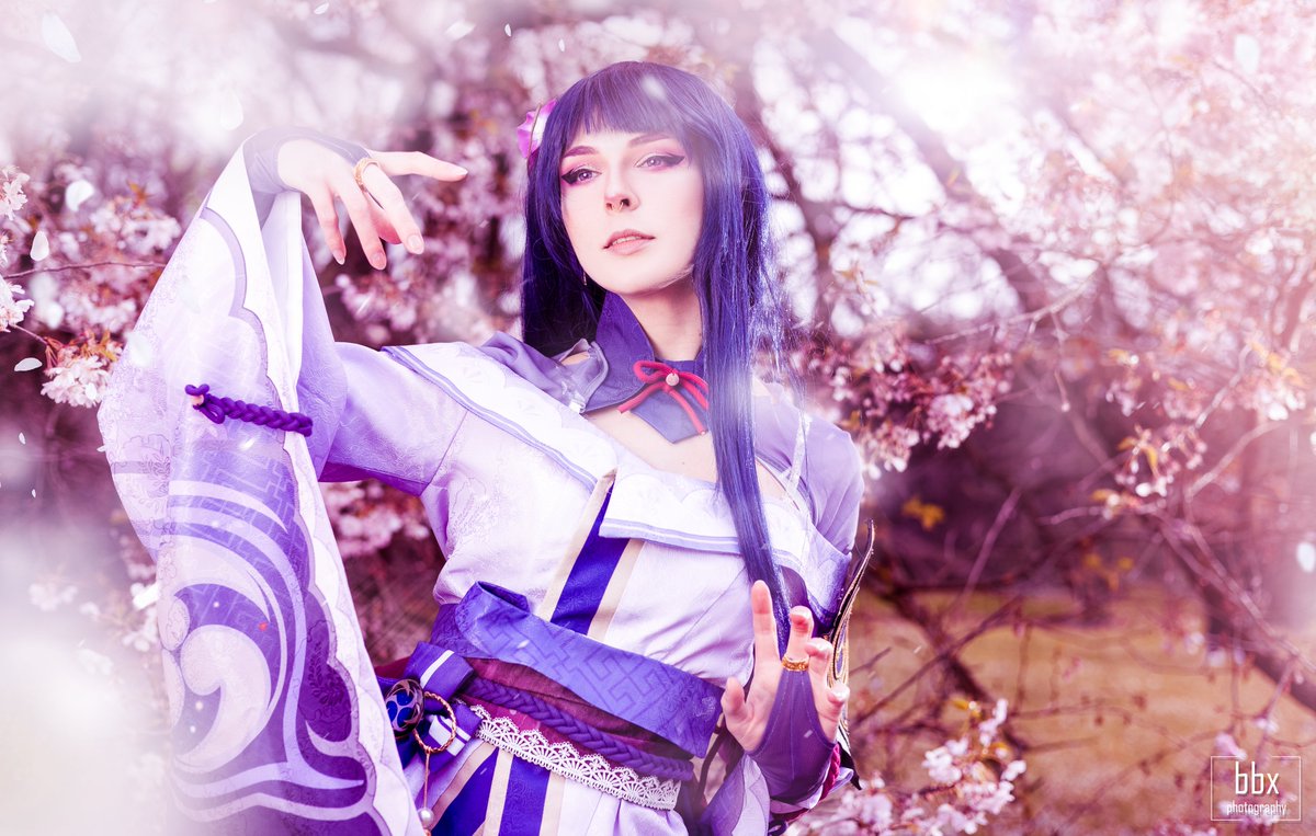 BbxPhotography's tweet photo. ✨I'd spend eternity with you ✨
Trying something new layout wise 🥰
With @Dejikocosplay and @kuramascorner 🌸
#cosplayshoot #cosser #genshinimpact #genshinimpactcosplay #photography #photoshoot #raidenshogun #yaemiko #eimiko https://t.co/T1ynNr1Hdt