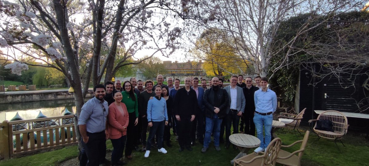 AENEAS_EU's tweet photo. #PENTA project #GaNext held its final review in 🇬🇧
Project demonstrates the higher efficiency & compactness of GaN-based systems. Partners developed an intelligent #GaN power module where the drive, control & protection circuits are integrated/ co-packaged with the power device. https://t.co/EEVQZgWPPo