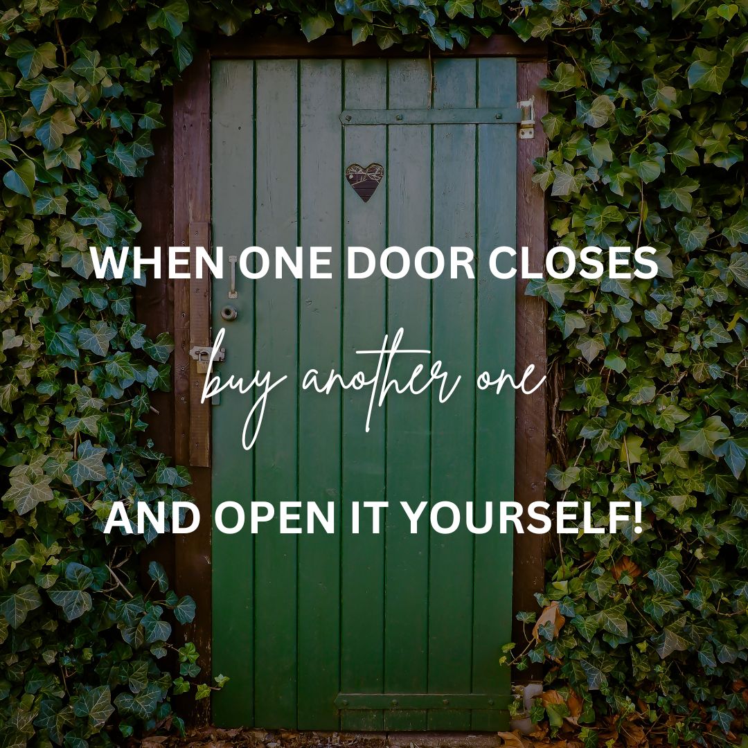 TroyErickson's tweet photo. When one door closes 🚪, buy another one and open it yourself!
Does anyone else agree?
#quotes #quoteoftheday #quotestoliveby #quoteoftheday #quotesdaily #homequotes #realestate #homebuyer #buyingahome #realtor #dreamhome #realestate #arizonarealestate #phoenix https://t.co/nnIBoi8Oqz