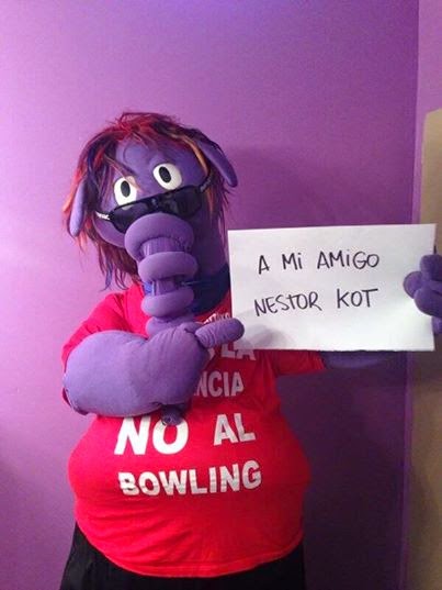 El Oso Arturo es Javier Ardavez, un gran compañero, gran actor y buena persona sobre todo 🤍🩵🤍
<a href="/oso_arturo/">OsoArturo</a>