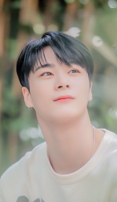 _ulalala_'s tweet photo. Rest In Love Moonbin 🥀🥺🤍🕊

#RestInPeaceMoonbin #AROHA #ASTRO https://t.co/Xg7pZD0qsv