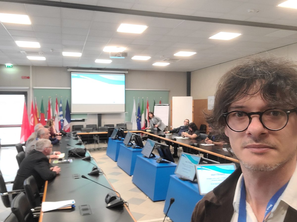 Focus group discussion on customer perception of sustainability labels on fish food products.

Labels, labels, labels. Who does actually read them?

<a href="/Aware_europe/">AWARE</a>

#Awareponics #aquaculture #aquaponics