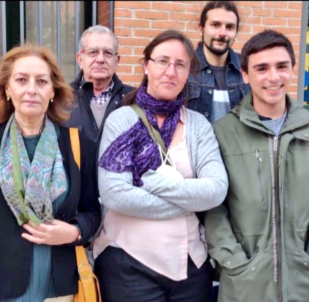 El martes fue el último #PlenoBarajas.

Tuve el honor de intervenir para dar las gracias al personal <a href="/JMDBarajas/">Distrito de Barajas</a>, a entidades y vecinos/as q he conocido en este tiempo, a todos los Grupos, y especialmente a <a href="/PSOEBarajas/">PSOE Barajas /❤</a> <a href="/GMSBarajas/">Muni PSOE Barajas</a> por su acogida y su enorme trabajo.

¡Un placer!