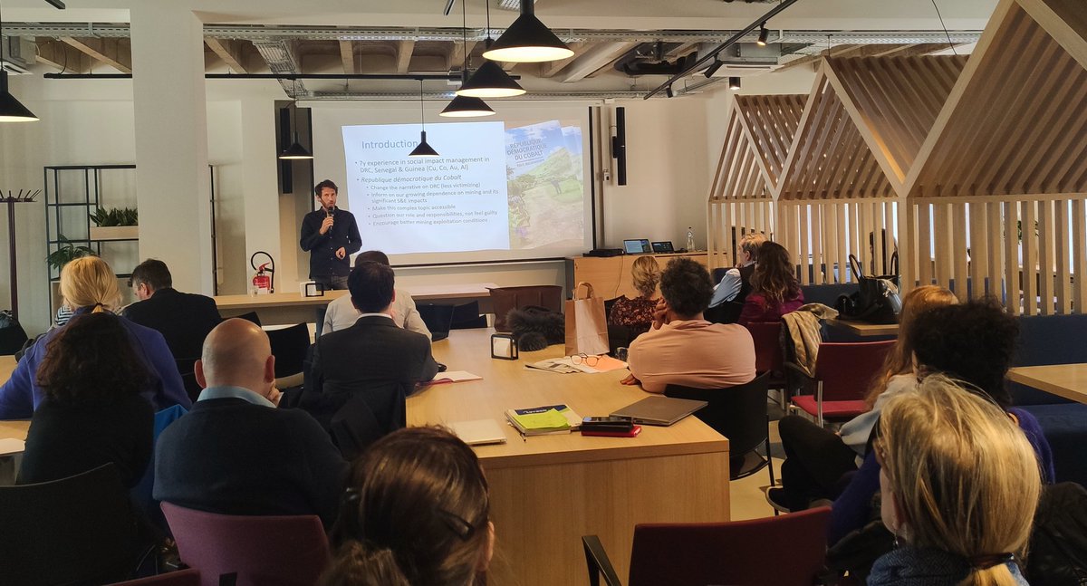 Enabel_Belgium's tweet photo. #Debate 📢 With the booming demand for metals due to electrification and digitalisation, we must question our consumption and the environmental damage caused by #mining extraction.
Brieuc Debontridder explores responsible mining and local development in our #EnabelTalks 👇 https://t.co/ZcoxYofxMb