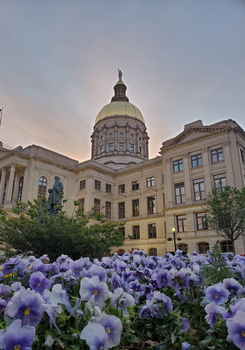 Sam_Teasley's tweet photo. A recent shot of our beautiful Capitol https://t.co/wVUqWPDhGi