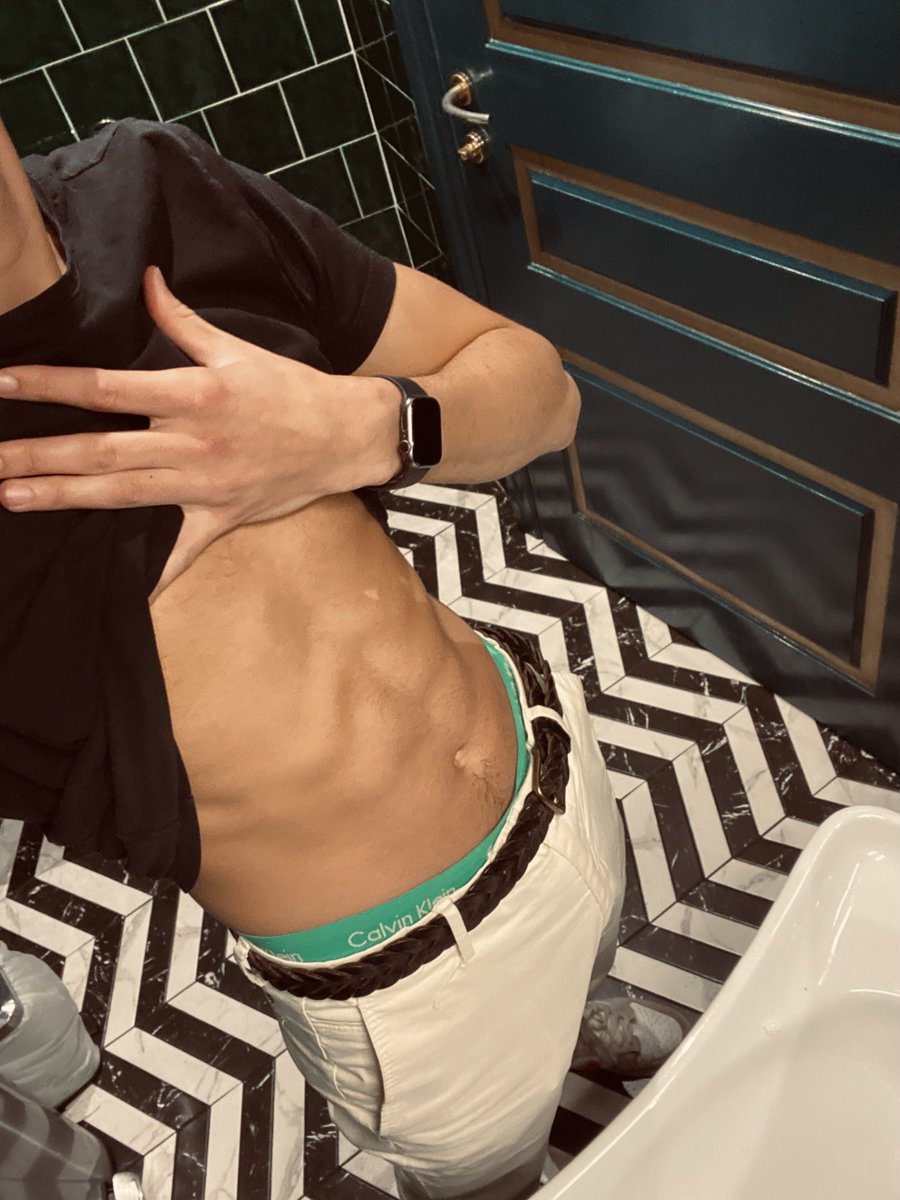 Lorenzovdplass's tweet photo. You like this??
https://t.co/7B2Dl8zPvN
#teen #twink #sugardaddy #paydaddy #cyclinggay https://t.co/u4IQmq8dnD