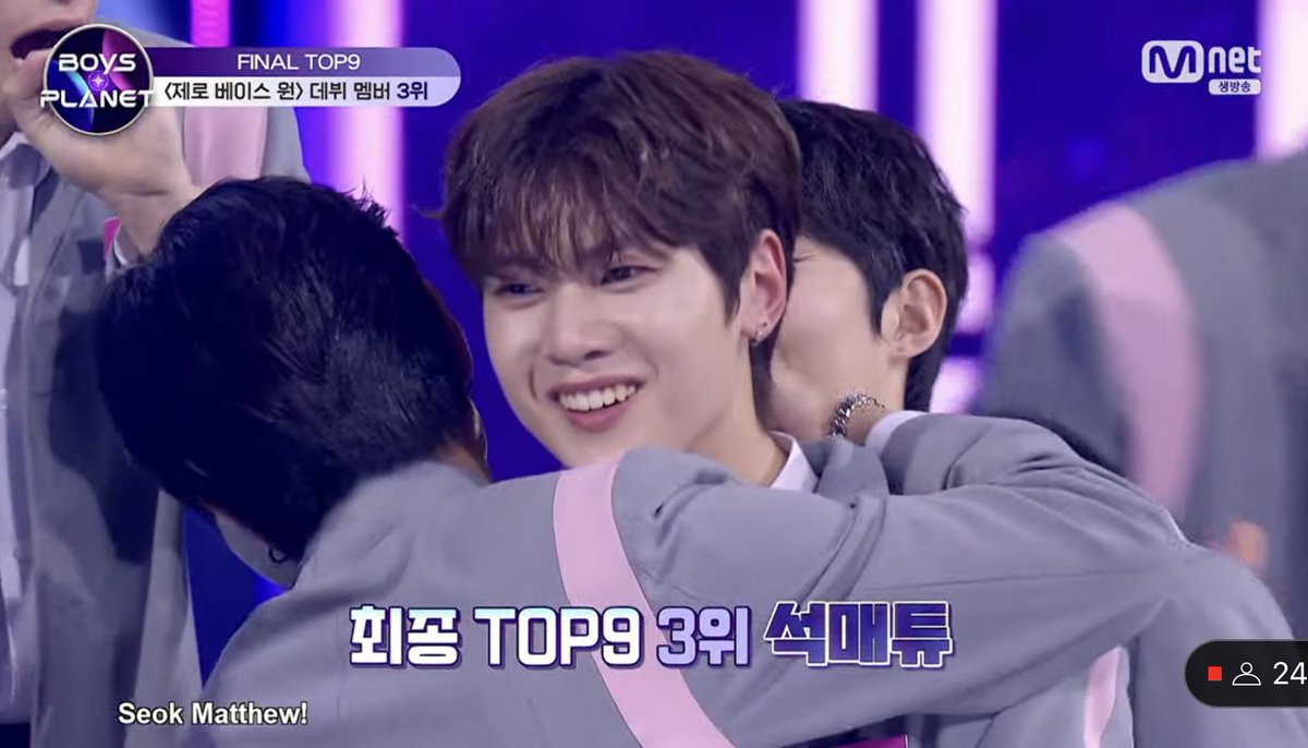 SeokMatthewNoti's tweet photo. Muchas felicidades a  Seok Matthew por su debut realmente se lo merece mucho por todo lo que ha trabajando esta llegar a este punto 

#SEOKMATTHEW #MATTHEW #석매튜 
#ZEROBASEONE #ZB1 #제로베이스원 https://t.co/09fxWsAtLG
