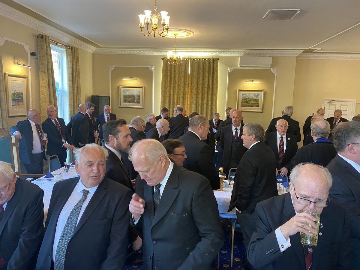 7354Lodge's tweet photo. Installation of new WM Phil Denison at @ChevinLodge6848 last night. @WYFreemasons RWPGM James Newman, along with APGM and 60 or more Brethren witnessed a superb evening of great ritual followed by superb festive Board and fellowship. A cracking night, a very hard act to follow https://t.co/ueEJ4l18ZV