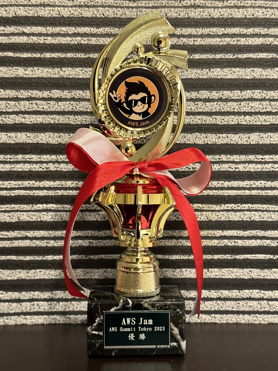 philosophum's tweet image. #AWSJam で優勝しました。
ペアプロで進めて、私の下手くそなナビゲートで時々遠回りしちゃいましたが、優勝出来てない良かった。最後の問題も私が雑なこと言わなければノーヒントでいけたかも。
#AWSSummit