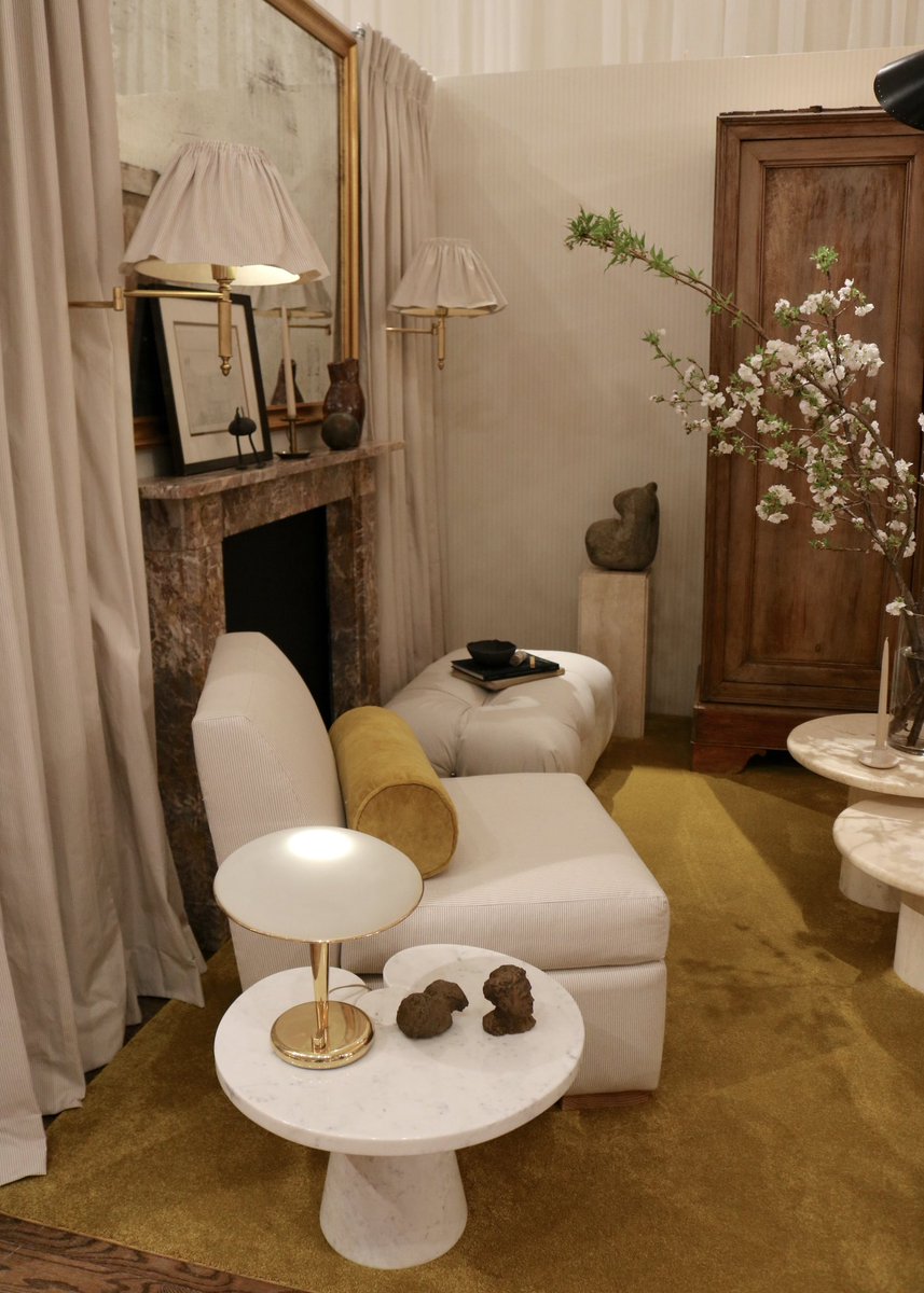 NateBerkus's tweet photo. It was so much fun to create a space in collaboration with @jeremiahbrent for the #DesignOnADime benefit, an incredible event by @housingworks where you can shop vignettes curated by designers to support low-income New Yorkers. #DOAD2023Β π https://t.co/PQhf9R1pnP