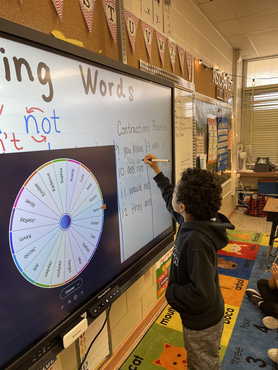 Successful morning. ☀️ Weekly practice skills for spelling words. Let’s hope for 💯 on our spelling test tomorrow!😊 ✍🏻